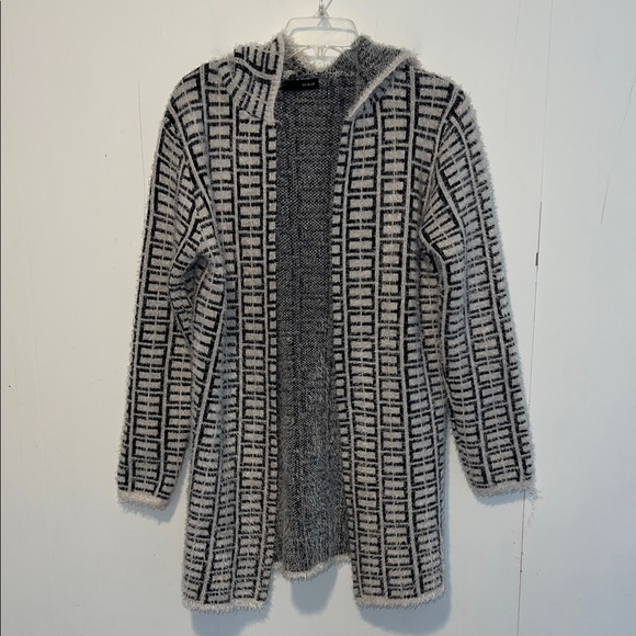 On Blue Sweaters - On Blue Elegant Black and White Women's Cardigan HU